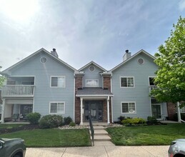 Building Photo - 6615 Hedington Square