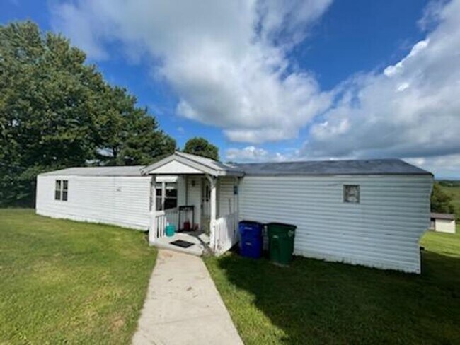 Foto del edificio - Christiansburg 3 Br/2 Ba, Available Sept 15