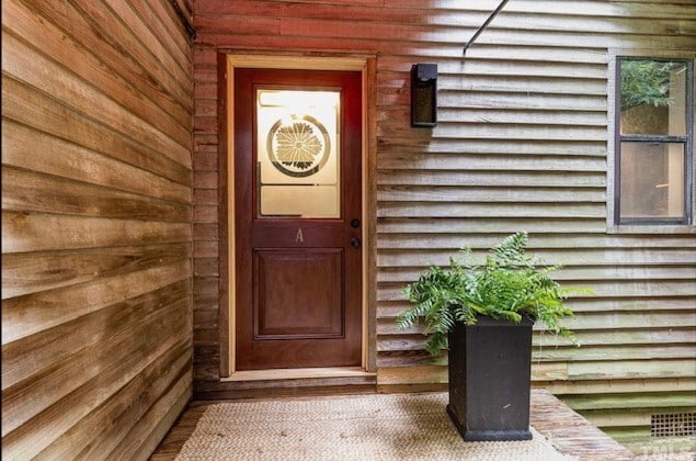Front door - 130 E Longview St
