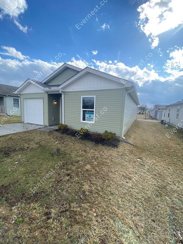 37 Parkview Ave, Commercial Point, OH 43116 House for Rent in Commercial Point, OH