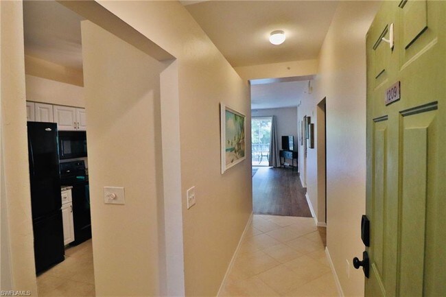Foto del edificio - 9200 Highland Woods Blvd