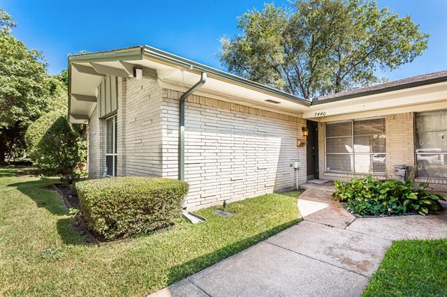 Foto del edificio - 7440 Walling Ln