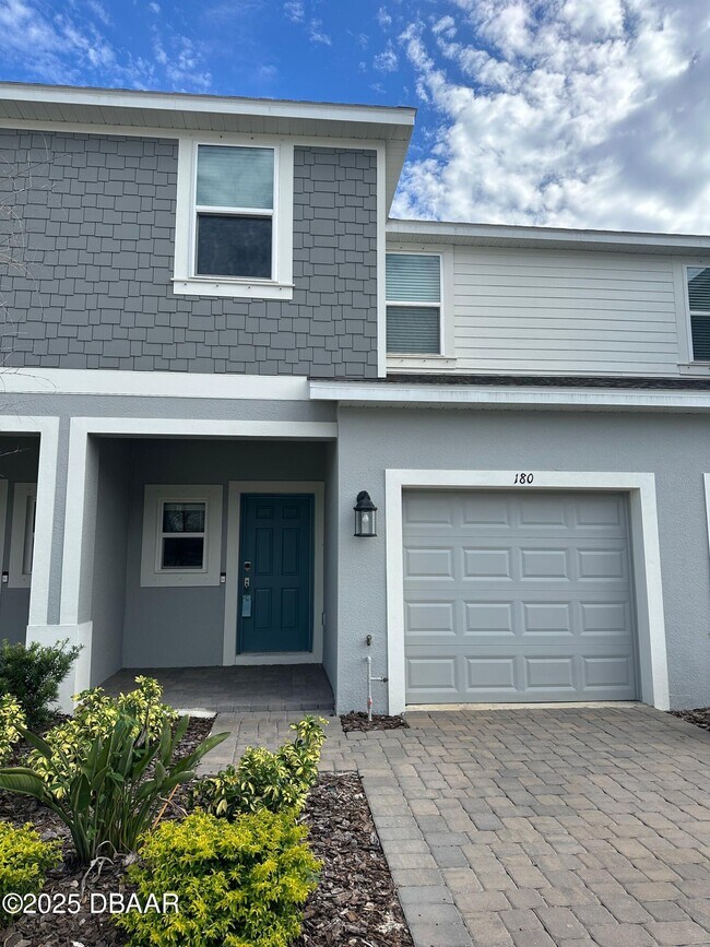 Building Photo - 180 Riverfront Wy