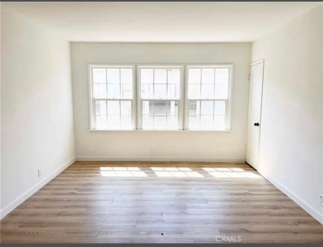 Foto del edificio - 510 E Arbor Vitae St