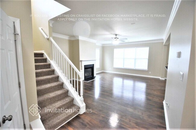 Foto del edificio - 7007 Pine Cone Ln