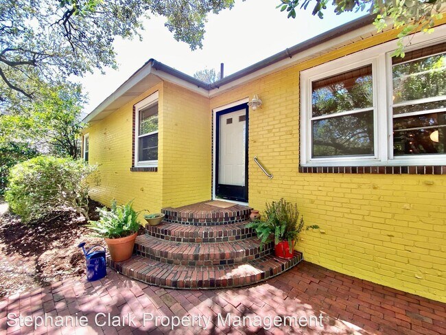 Building Photo - 3 br, 2 bath House - 8006 Atlantic Avenue