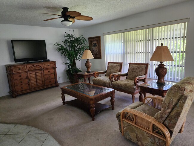 Building Photo - 14644 Canalview Dr