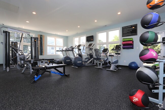 Interior Photo - Hampton Center Apartments