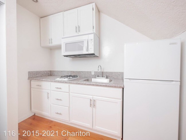 Interior Photo - 2015 Chariton St