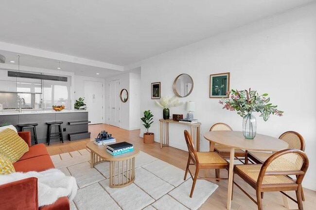 Building Photo - 2 bedroom in Brooklyn NY 11249