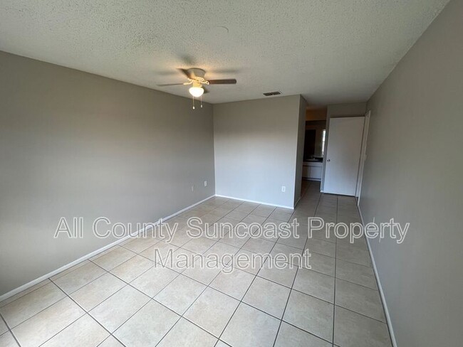 Building Photo - 3132 Orchard Dr.