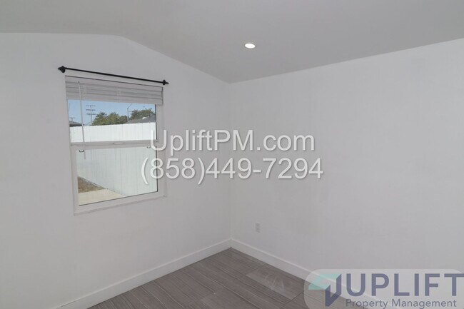Foto del edificio - Modern Studio W/ patio