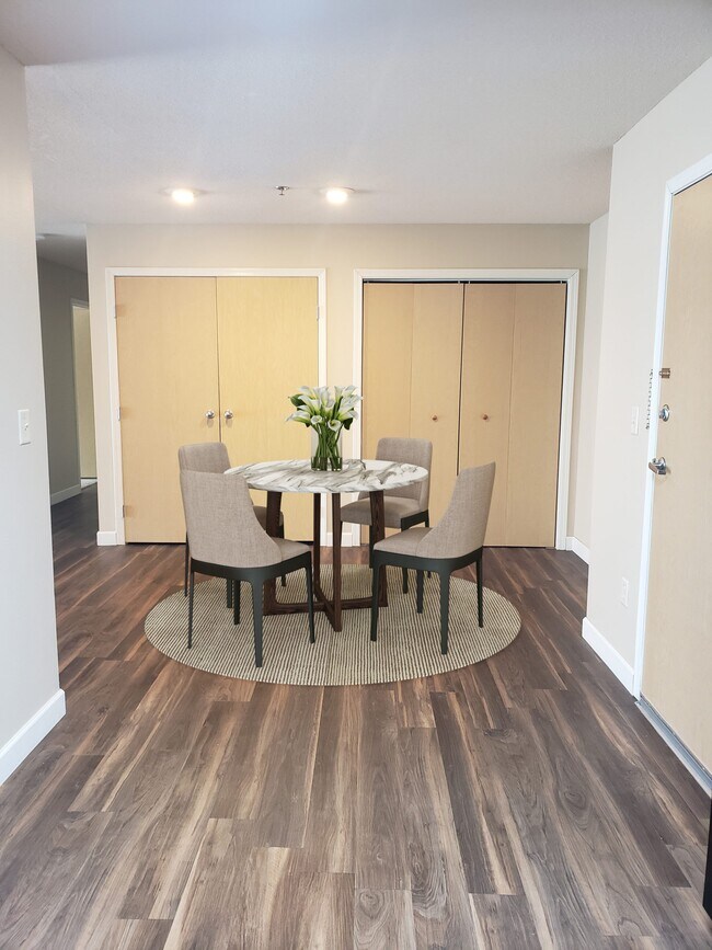 Foto del edificio - Campus Place Apartments