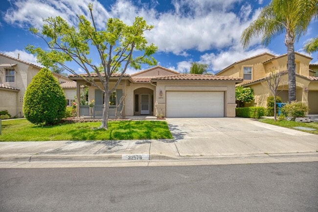Building Photo - 32576 Guevara Dr