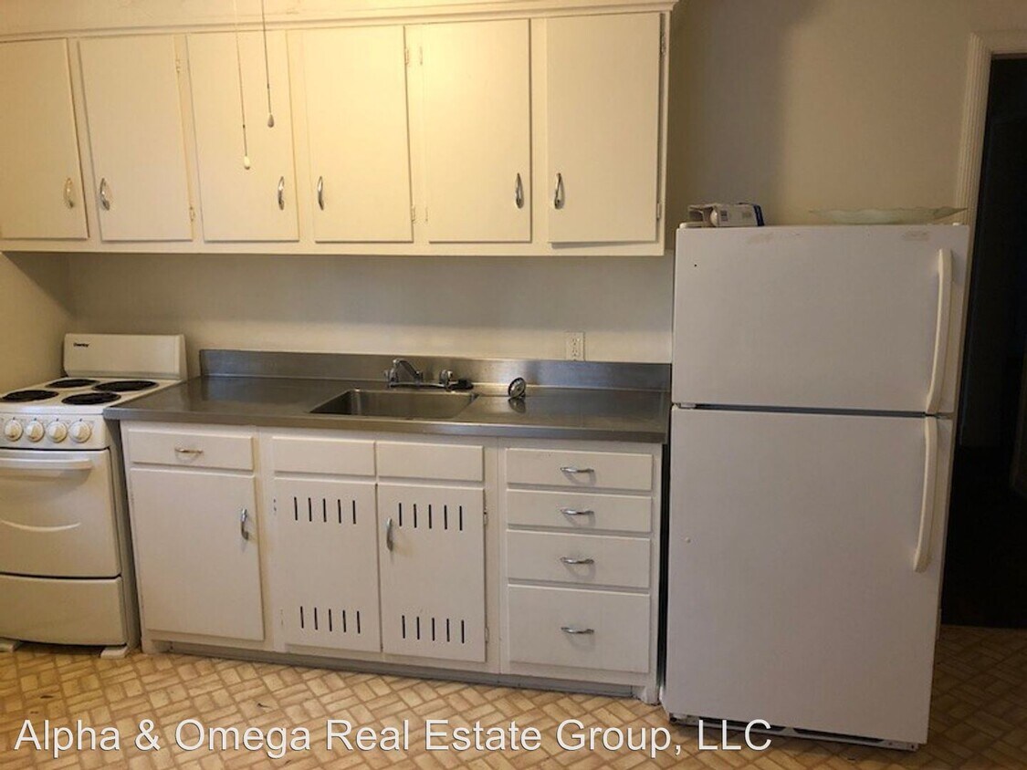 Foto principal - 155 W 2nd St