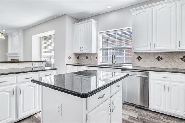 Building Photo - 8504 Mustang Dr