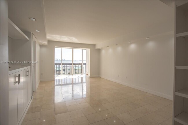 Foto del edificio - 2333 Brickell Ave