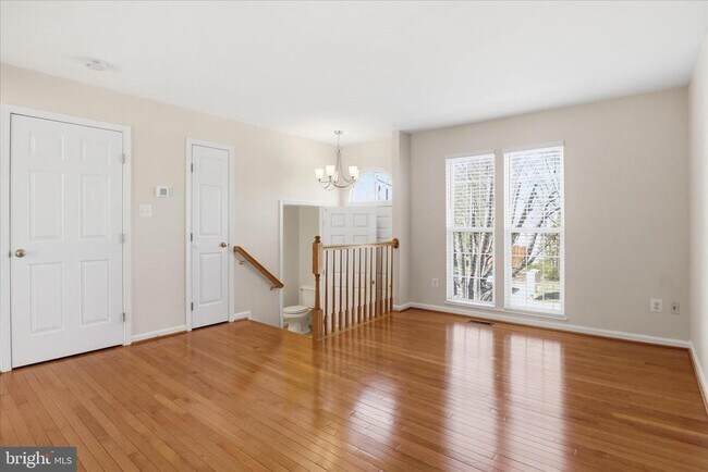 Foto del edificio - 7719 Markham Grant Ln