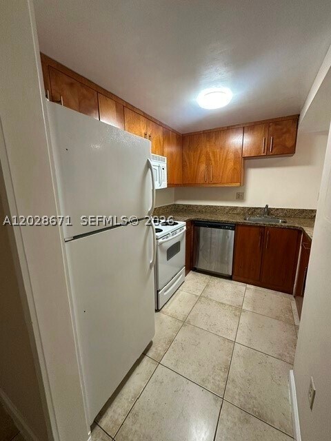 Building Photo - 14250 SW 62nd St