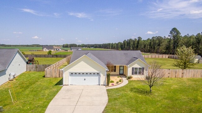 Building Photo - 223 Cherry Blossom Dr
