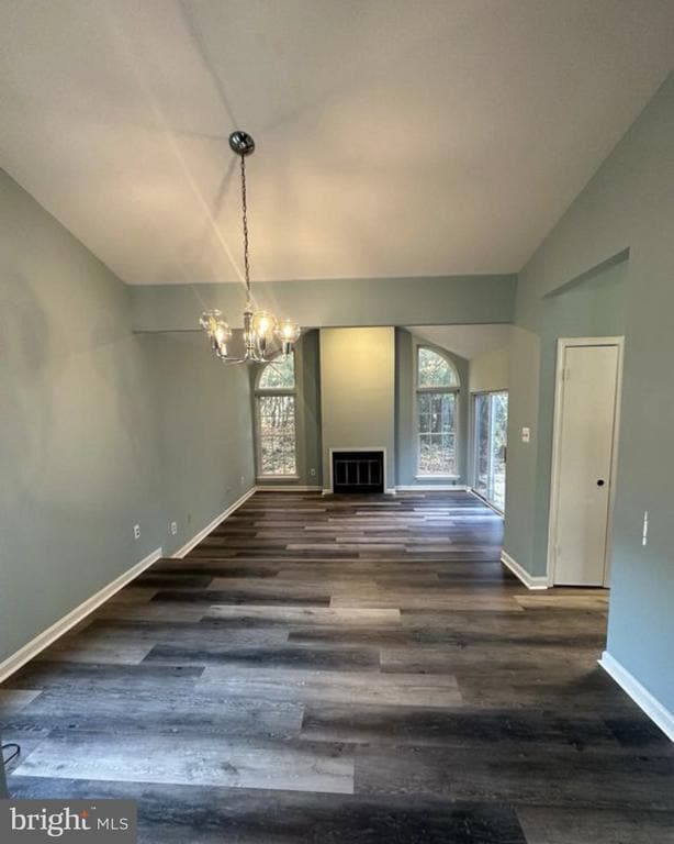 Building Photo - 986-RENTAL Yachtsman Way