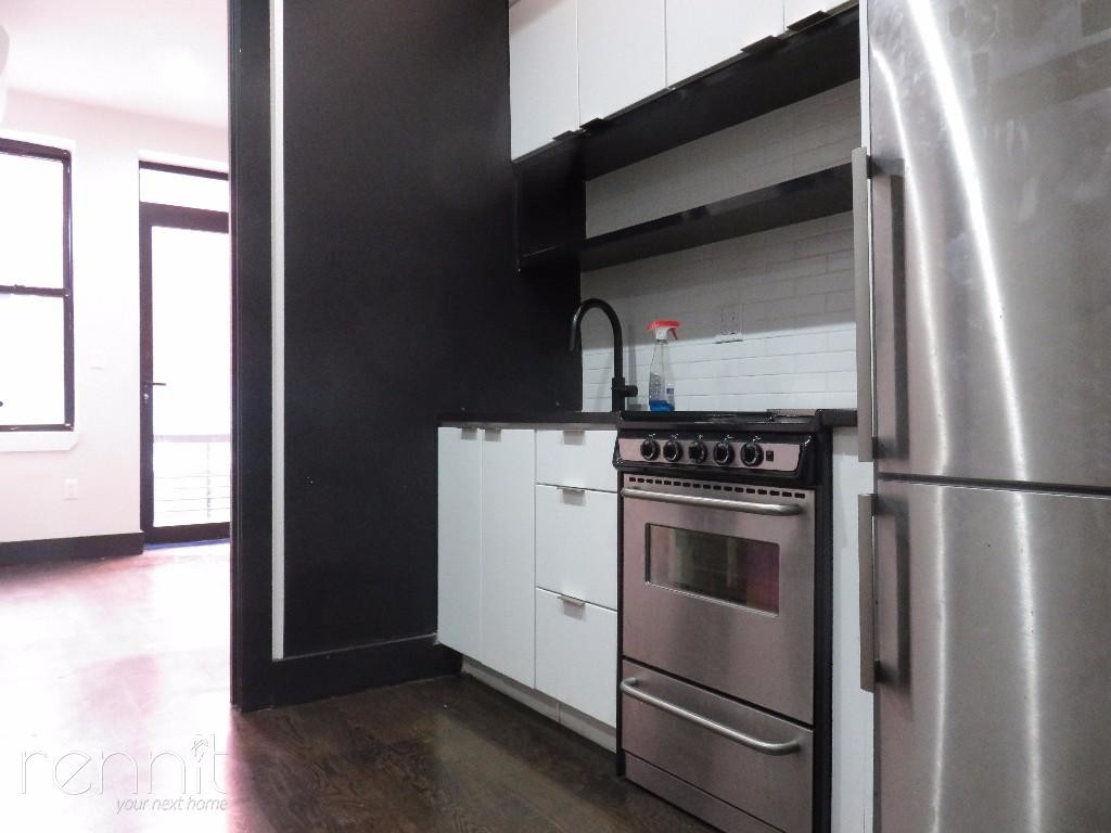 Primary Photo - 205 Johnson Ave