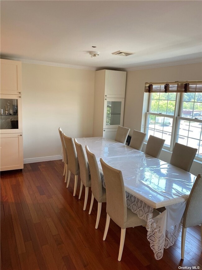 Building Photo - 1 Portico Ct