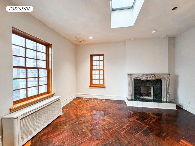 Foto del edificio - 222 Hicks St