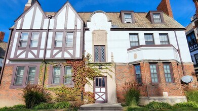 Building Photo - 13309 S Woodland Rd