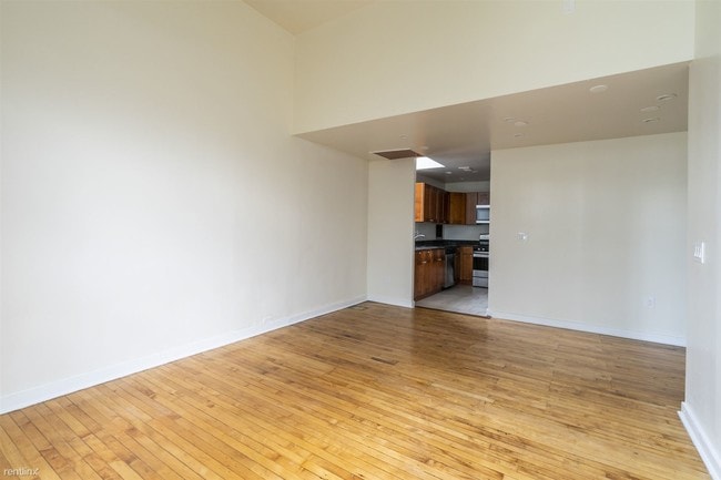 Building Photo - 718 N 17th St