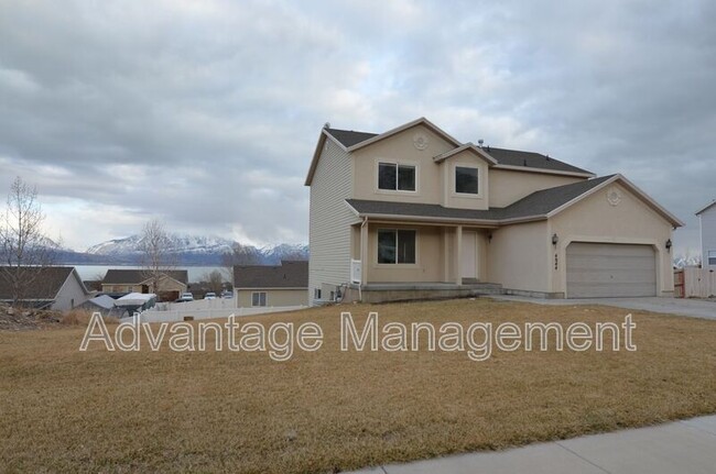 Building Photo - 4044 S Lake Vista Dr