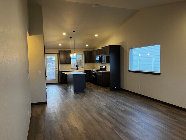Foto del edificio - 12687 N Farley Wy