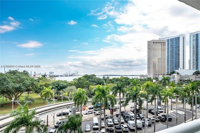 Building Photo - 50 Biscayne Blvd