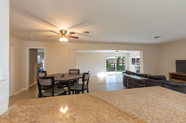 Foto del edificio - 13529 E Citrus Dr