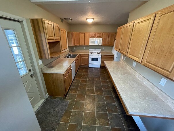 Foto del edificio - 3400 Flamingo Ave SW