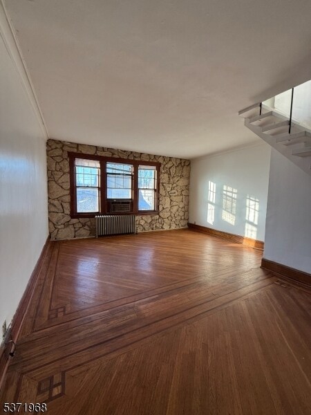 Building Photo - 204 Columbia Ave