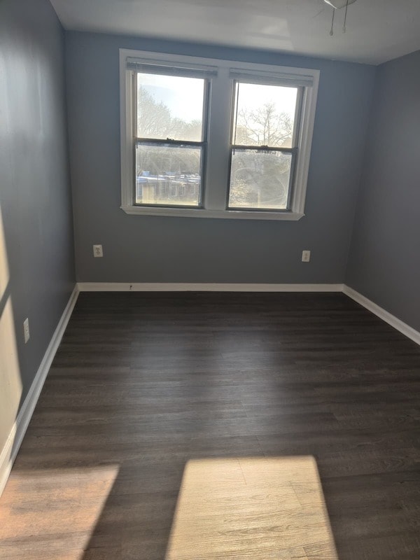 Building Photo - 392 E Cliveden St