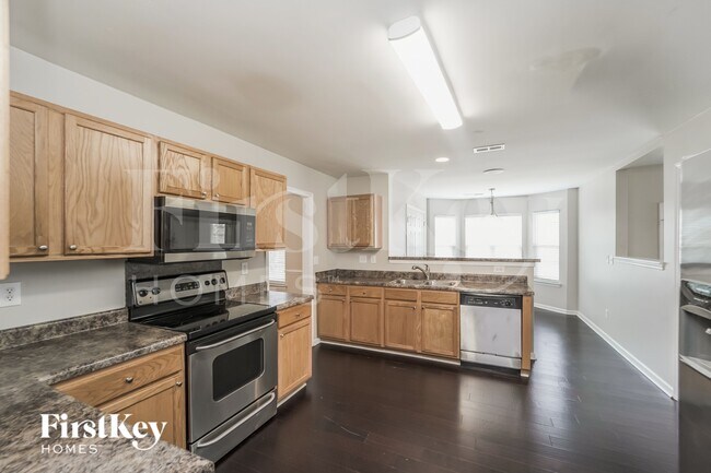 Building Photo - 5309 Kiev Dr