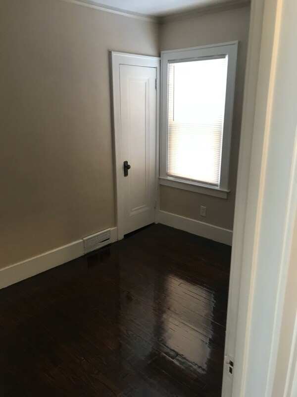 Foto del edificio - 4352 Kensington Ave
