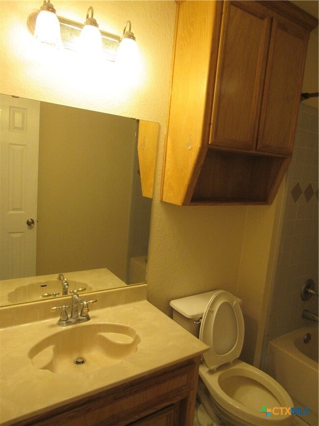 Building Photo - 4800 Michael Dr