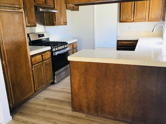 Primary Photo - 2 story, 3 bedroom in Mission Oaks
