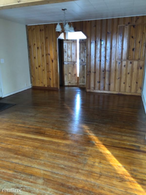 Building Photo - 4 br, 2 bath House - 512 Taylor St