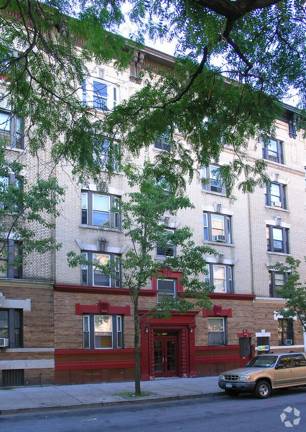 Foto principal - 2110 Honeywell Ave