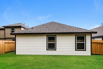 Building Photo - 13548 White Ibis St