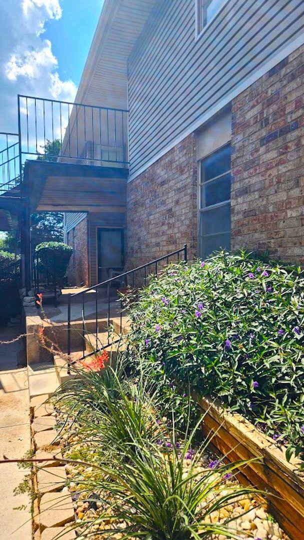 Photo - 6704 N Meridian Ave, Unit A House