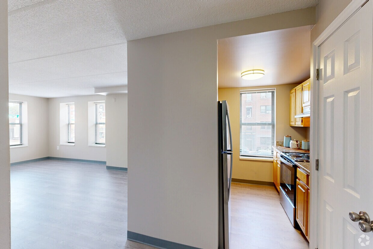Photo - Parmelee Court Apartments