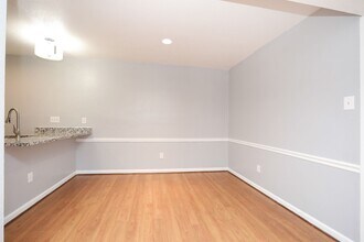 Building Photo - 2100 Wilcrest Dr