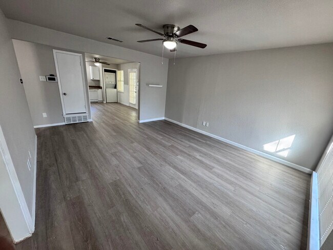 Foto del edificio - 1222 SW 5th St