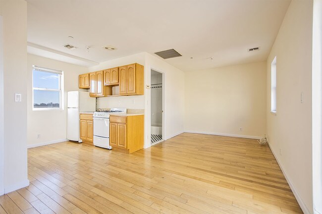 Foto del edificio - 1087 Dekalb Ave