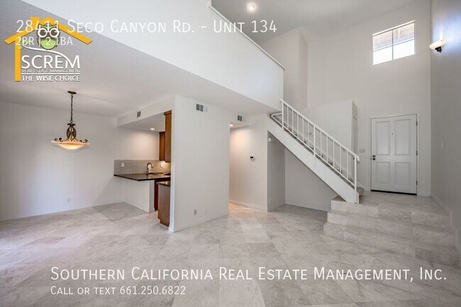 Foto del edificio - Two Bedroom Townhouse in Mountain View Cou...
